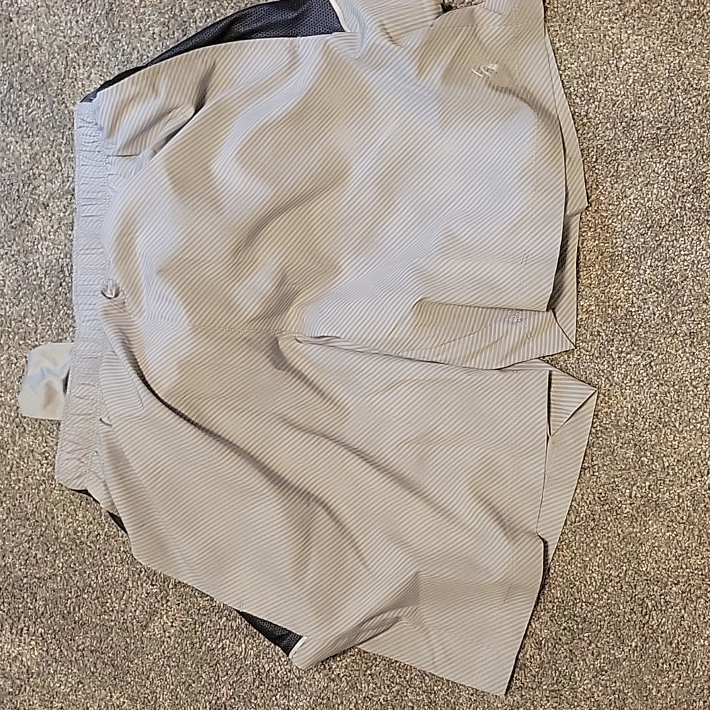 Running shorts Men's med size asics
